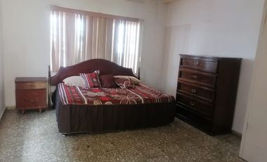 CASA EXCELENTE UBICACION