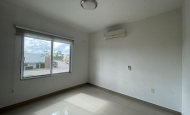 Casa en renta. Real Campestre, Cluster 10. Country, Villahermosa, Tabasco.