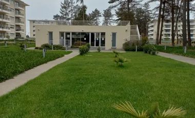 Departamento En Venta En Condominio Parquemar El Tabo