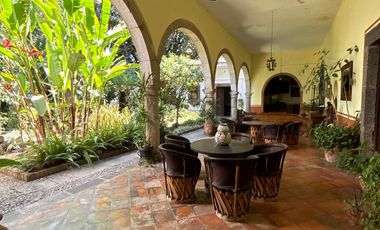 CASONA EN VENTA EN TEQUILA