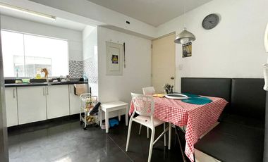 VENDO LINDO DUPLEX EN TAMBOS -  A METROS DE PARQUE 🌳 - CALLE TRANQUILA - PISOS 4 Y 5 - ASCENSOR DIRECTO