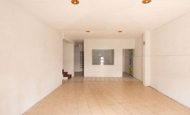 EDIFICIO CON LOCAL COMERCIAL CERCA DE PLAZA SAN PEDRO
