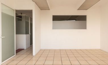 EDIFICIO CON LOCAL COMERCIAL CERCA DE PLAZA SAN PEDRO