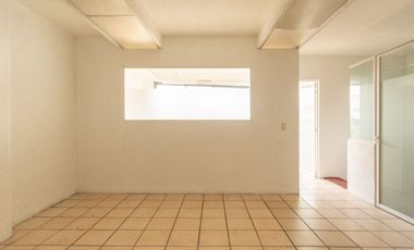 EDIFICIO CON LOCAL COMERCIAL CERCA DE PLAZA SAN PEDRO