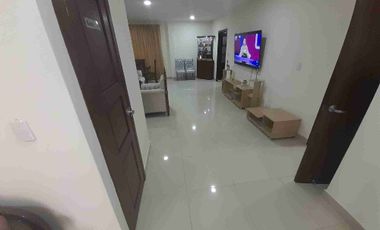 Alquilo Departamento de 2 Dormitorios Amoblado en Planta Baja con garage, en Kennedy Norte, cerca Hotel Hilton Colon