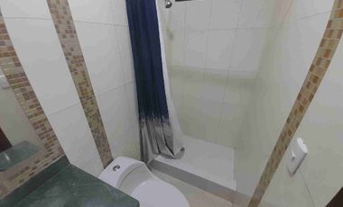 Alquilo Departamento de 2 Dormitorios Amoblado en Planta Baja con garage, en Kennedy Norte, cerca Hotel Hilton Colon