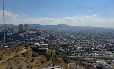 IMPRESIONANTE DEPARTAMENTO EN CIMA TOWERS