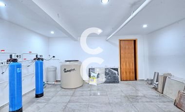 Casa en Venta en Cancun en Residencial Lagos del Sol con Alberca y Terraza Abierta