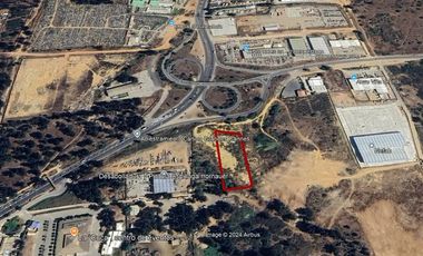 Venta De Terreno Con Fines Comerciales