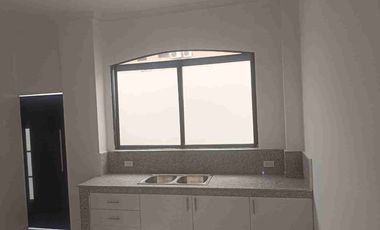 Casa vendo en la Via Samborndòn