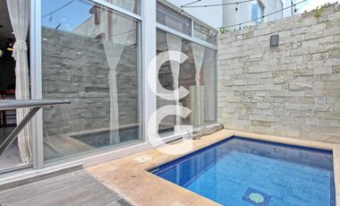 Casa en Venta en Cancún en Residencial Aqua by Cumbres con Alberca