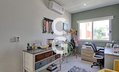 Casa en Venta en Cancún en Residencial Aqua by Cumbres con Alberca