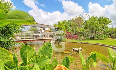 Casa en Venta en Cancún en Residencial Aqua by Cumbres con Alberca