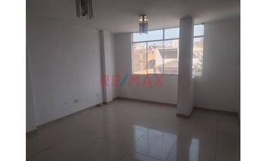 Venta de Casa De 5 Pisos En Previ Callao En Excelente Ubicación
