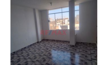 Venta de Casa De 5 Pisos En Previ Callao En Excelente Ubicación