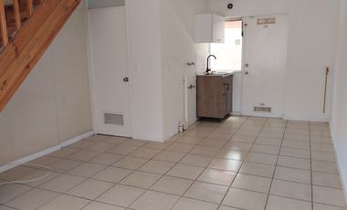 Linda Casa En Condominio Isidora Zegers, Colina