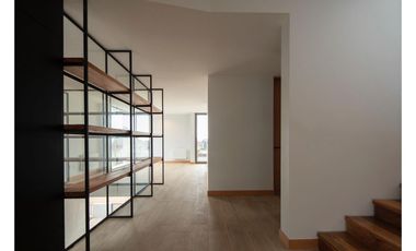 Moderna y Exclusiva propiedad en el Venado 4 dormitorios.