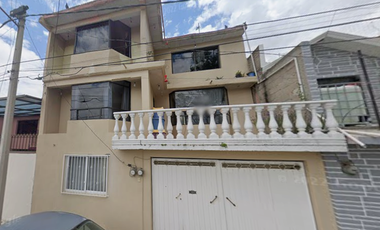 EXCELENTE CASA EN VENTA Y EN OPORTUNIDAD PARA INVERSION NO CREDITOS SOLO RECURSOS PROPIOS, UBICADO EN JACARANDAS    14 1  JARDINES DE MONTERREY ATIZAP