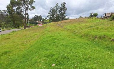 Terreno comercial en arriendo 5.846m2 en la vía Monay frente al TUTI Baguanchi