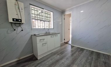 Amplia casa remodelada, 3 dormitorios 1 baño, 160 mts2