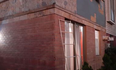 AMPLIA CASA 4 DORMITORIOS 3 BAÑOS MAS SERVICIO