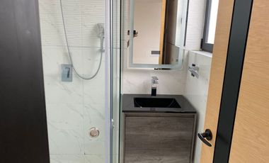 Exclusiva Casa De 3 Niveles Con Elegancia Y Seguridad En Lomas De La Reforma! (41948871)