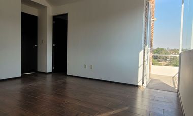 Casa en Condominio 3 Recámaras: La Floresta. Bosques del Lago