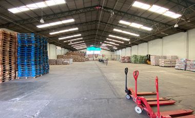 Renta bodega Tecamac, centro. Excelente estado, área y ubicación