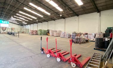 Renta bodega Tecamac, centro. Excelente estado, área y ubicación