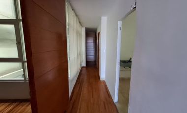 3 Recamaras + Estudio + Cuart/serv + Balcón