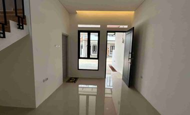 RUMAH 2 LANTAI READY STOK 600JT  TRMURAH DI DEPOK DKT STASIUN & TOL
