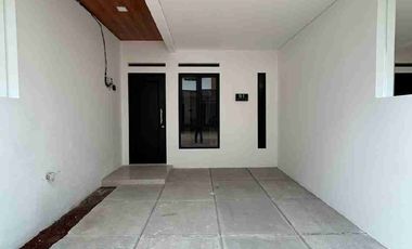RUMAH 2 LANTAI READY STOK 600JT  TRMURAH DI DEPOK DKT STASIUN & TOL
