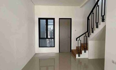 RUMAH 2 LANTAI READY STOK 600JT  TRMURAH DI DEPOK DKT STASIUN & TOL