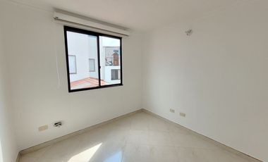 SE ARRIENDA CASA EN BOSQUES DE SANTA HELENA, SECTOR AV SUR.