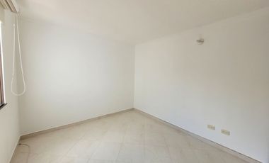 SE ARRIENDA CASA EN BOSQUES DE SANTA HELENA, SECTOR AV SUR.