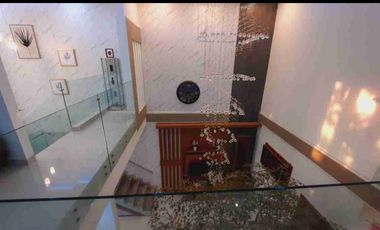 RUMAH MEWAH DEKAT BANDARA SOLO