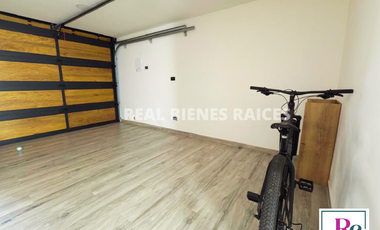 Hermosa casa en venta en unidad abierta.