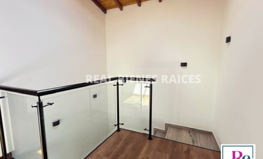 Hermosa casa en venta en unidad abierta.