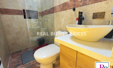 Hermosa casa en venta en unidad abierta.