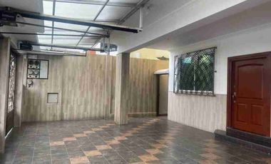 En Alquiler Departamento en Vernaza Norte