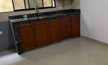 En Alquiler Departamento en Vernaza Norte