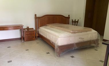 FOR RENT HUNIAN BIG GARDEN 3BR LOKASI SUPER STARTEGIS DI RENON