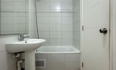 Arriendo departamento 3 dormitorios, principal en suite, 2 baños, balcón y estacionamiento en Condominio Pucalán, Valle Volcanes