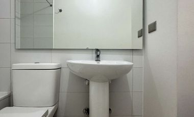 Arriendo departamento 3 dormitorios, principal en suite, 2 baños, balcón y estacionamiento en Condominio Pucalán, Valle Volcanes