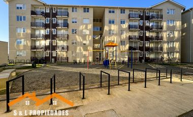 Arriendo departamento 3 dormitorios, principal en suite, 2 baños, balcón y estacionamiento en Condominio Pucalán, Valle Volcanes