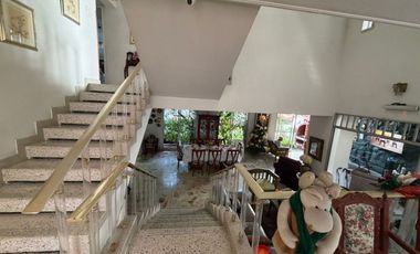 CASA DE 2 PISOS EN ARRIENDO, CABECERA