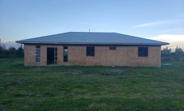 Venta Terreno la merced Graneros, con Casa por terminar.