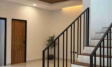 Dijual Rumah Bagus Siap Huni di Kencana Loka BSD City