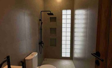 Dijual Rumah Bagus Siap Huni di Kencana Loka BSD City