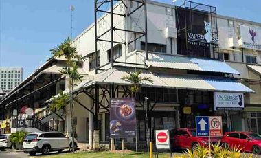 JUAL / SEWA : RUKO GRAHA FAMILY LOOP ( Hadap Jalan Kembar )